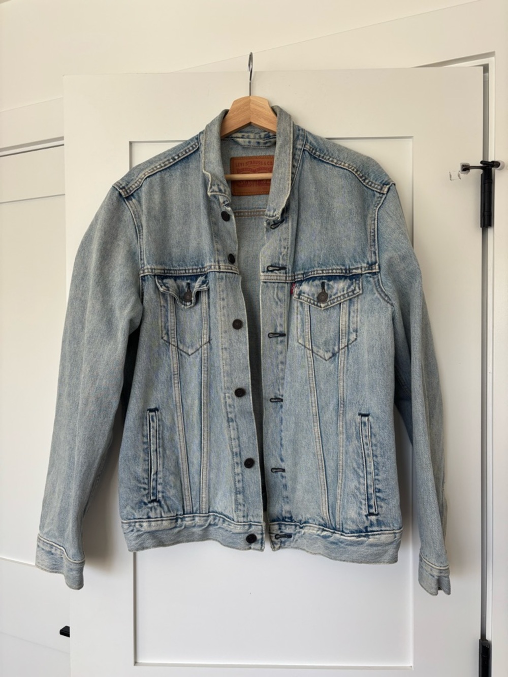 Levi's Light Wash Denim Trucker Jacket - Men's